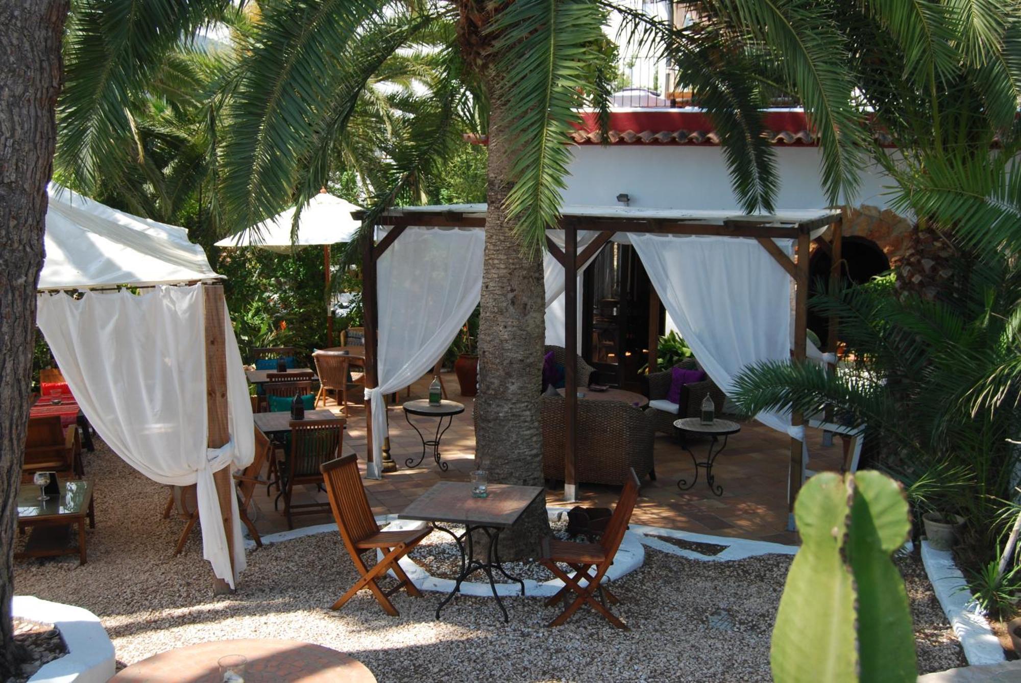 Buenavista & Suites Santa Eulària des Riu Kültér fotó